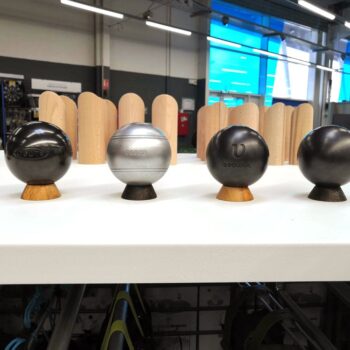 Exhibition of petanque balls