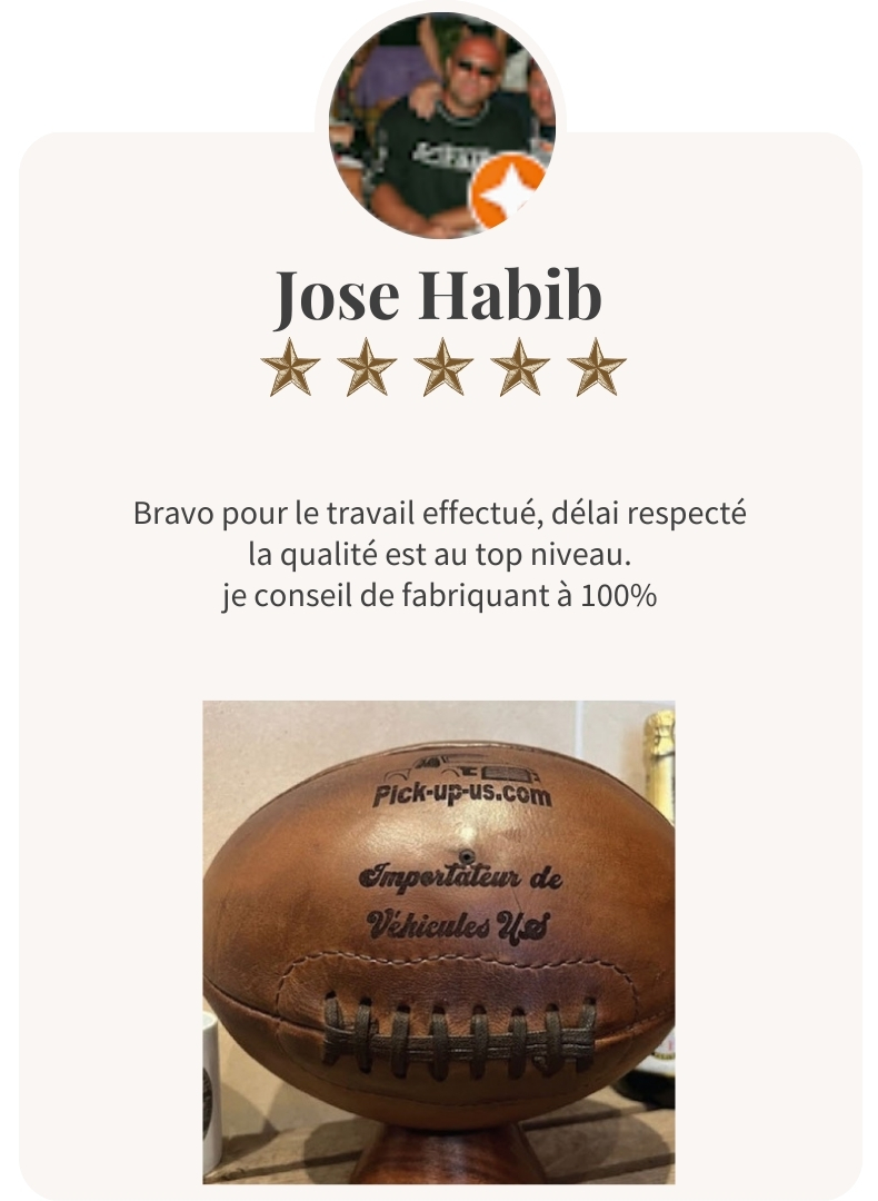 Ballon de foot US personnalisé avec gravure